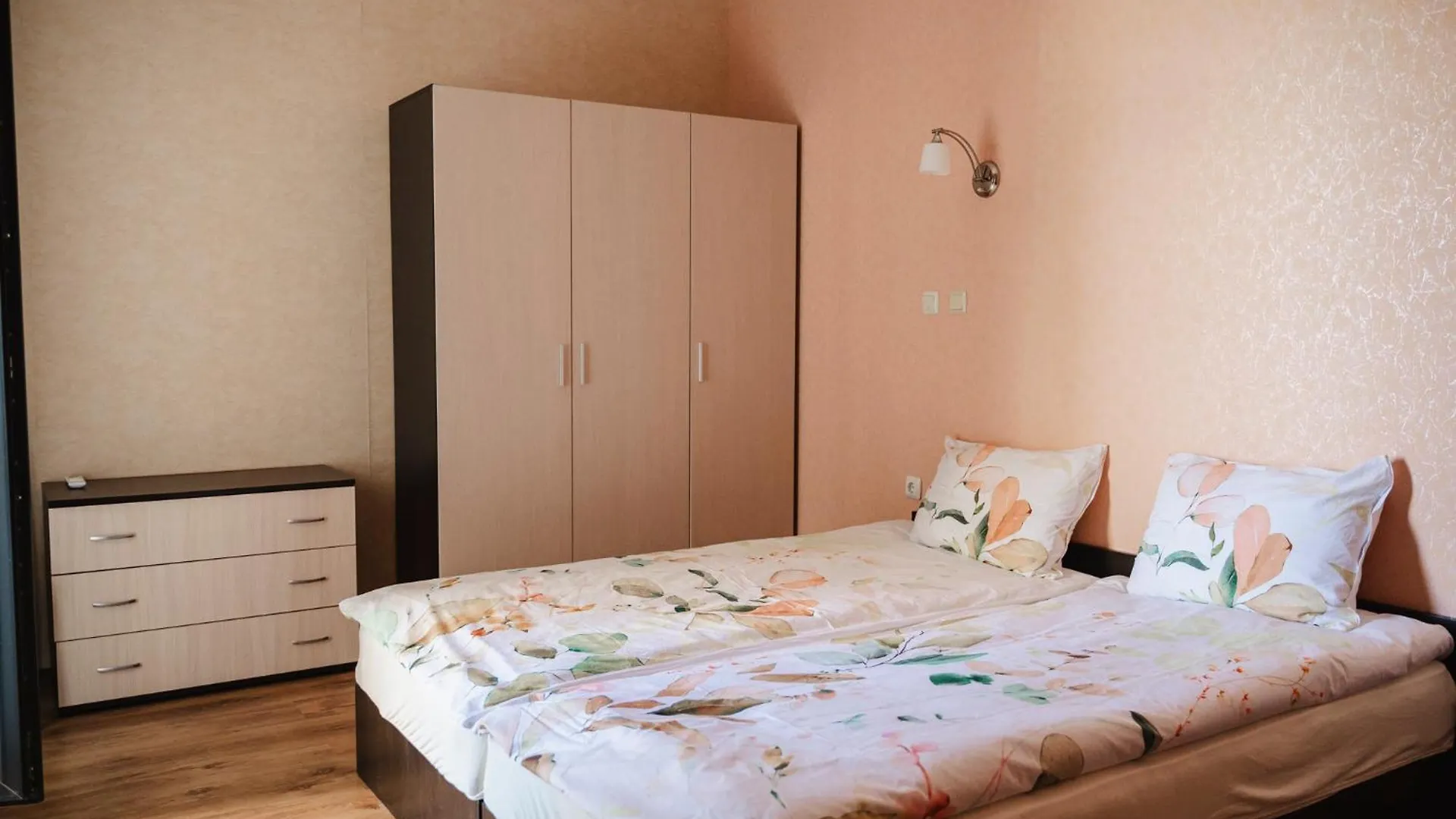 Yalta Apartment Golden Sands
